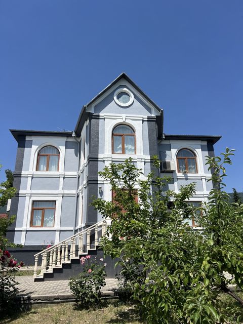 İcarəyə verilir 4 otaqlı həyət evi/bağ evi 120 m²