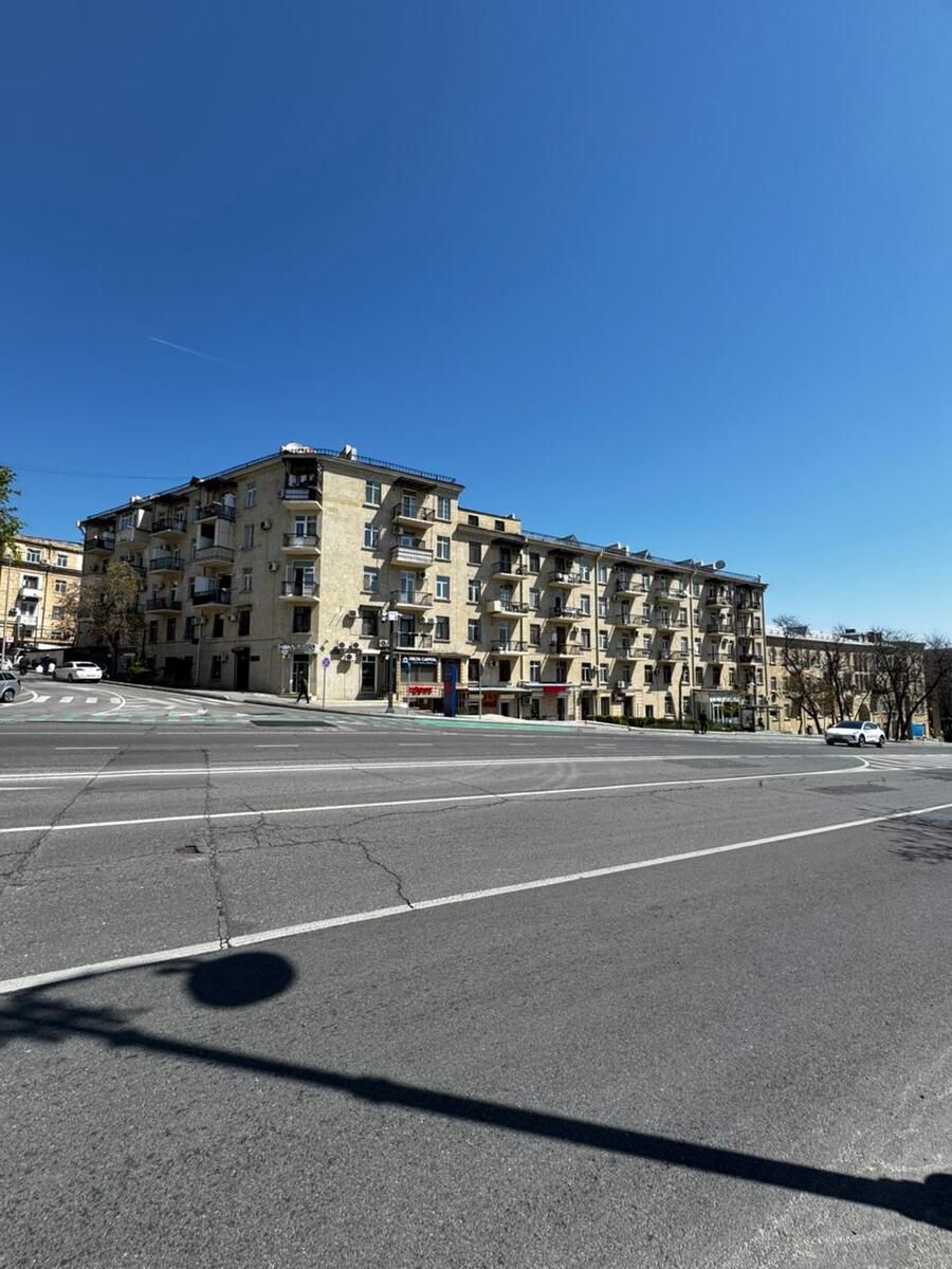 Satılır 2 otaqlı köhnə tikili 40 m² — Mənzil, Bakı (11)