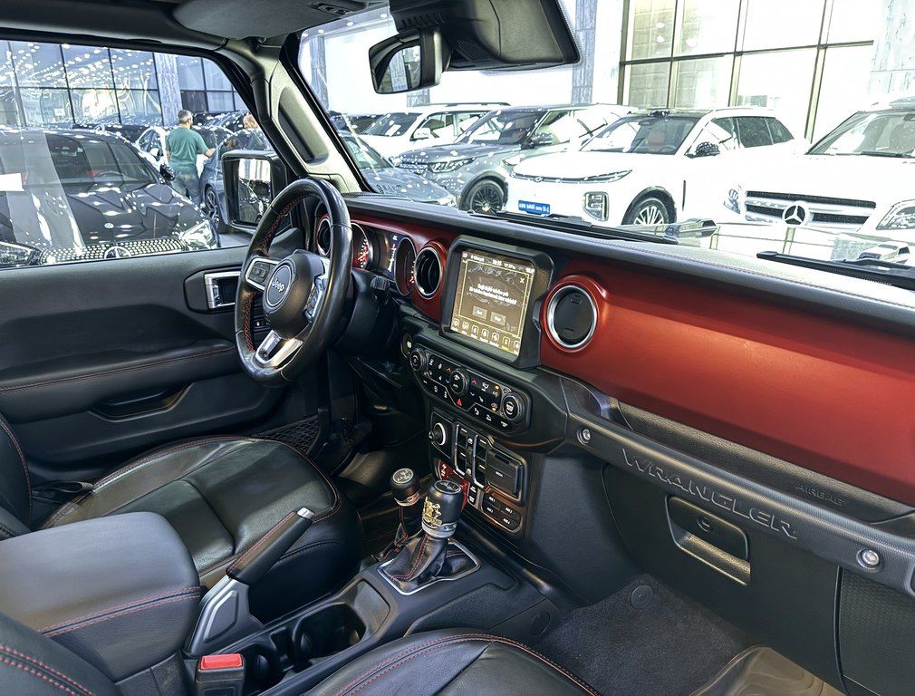 Jeep Wrangler, 2.0 L, 2022 il, 57 600 km — Avtomobillər, Bakı (10)