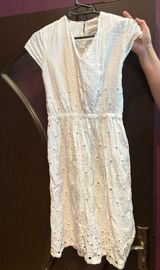 Ağ rəngli broderiyalı qadın donusu — Jumpsuits