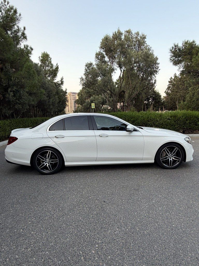 Mercedes E 300, 2.0 L, 2017 il, 122 000 km — Avtomobillər, Bakı (5)