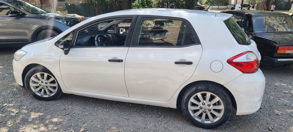 Toyota Auris, 1.4 L, 2010 il, 250 000 km — Avtomobillər, Gəncə (4)