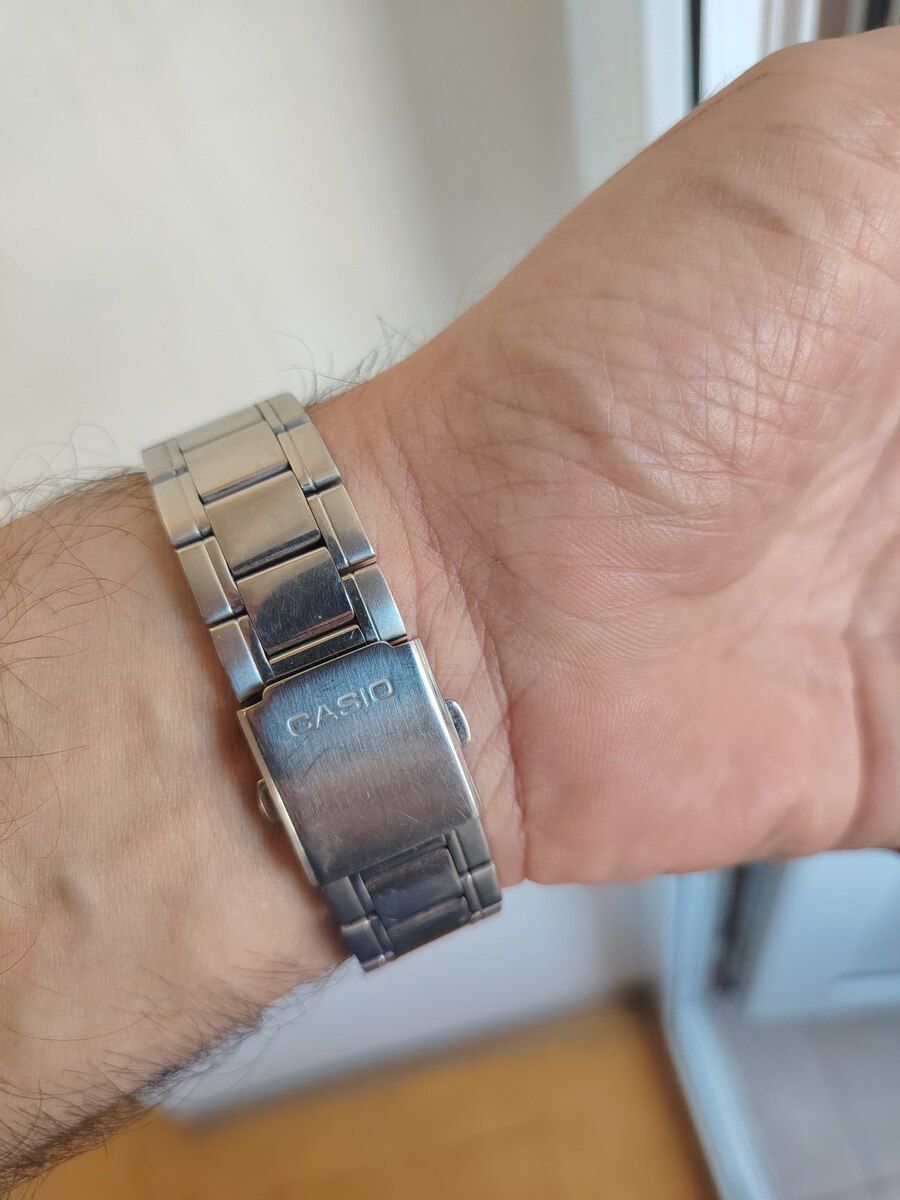 Casio qol saatı — Şəxsi əşyalar, Bakı (2)