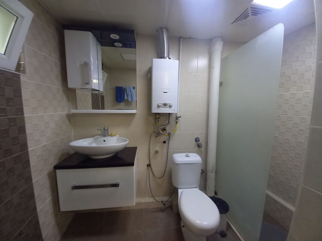İcarəyə verilir 2 otaqlı köhnə tikili 60 m² — Mənzil, Bakı (7)