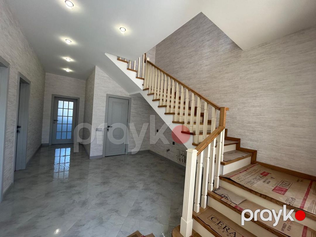 Satılır 5 otaqlı həyət evi/bağ evi 192 m² — Ev, villa, Bakı (9)