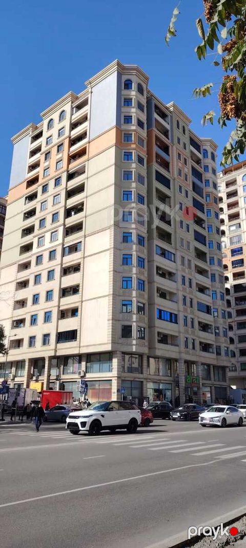 Satılır 4 otaqlı yeni tikili 225 m²