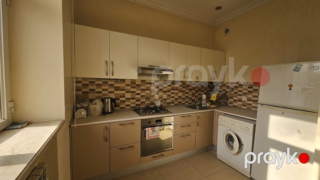 Satılır 2 otaqlı köhnə tikili 56 m² — Mənzil, Bakı (4)