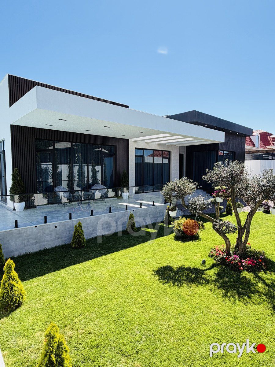 Satılır 5 otaqlı həyət evi/bağ evi 250 m² — Ev, villa, Bakı (2)