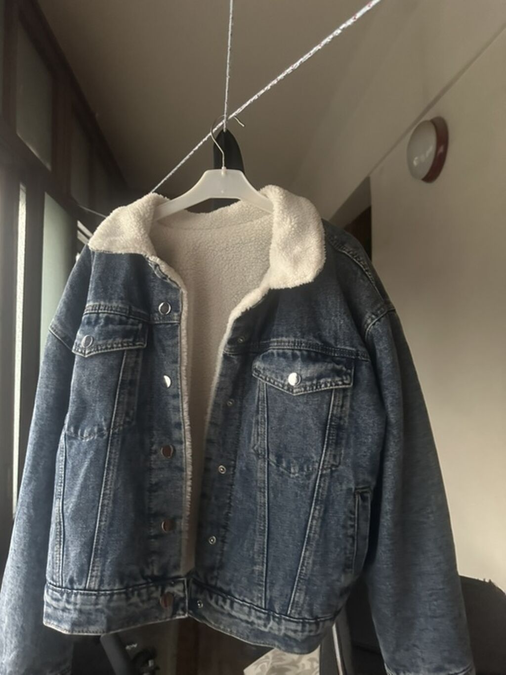 Qışlıq astarlı cins gödəkçə - Material: Orta yuma mavidənim (jeans) -