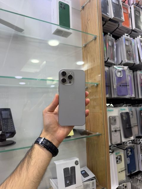 Apple iPhone 15 Pro Max Natural Titanium 256GB/8GB
