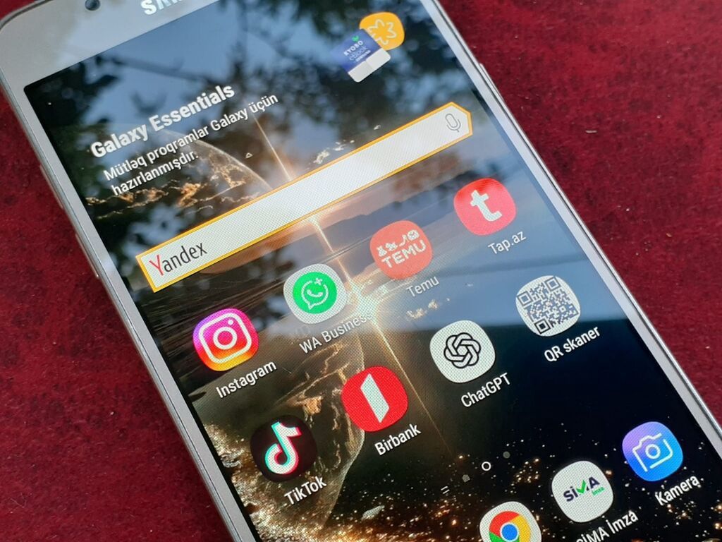 Samsung Galaxy J5 2016, 16 GB, rəng - Qızılı, Zəmanət, Düyməli, Sensor — Samsung, Gəncə (5)