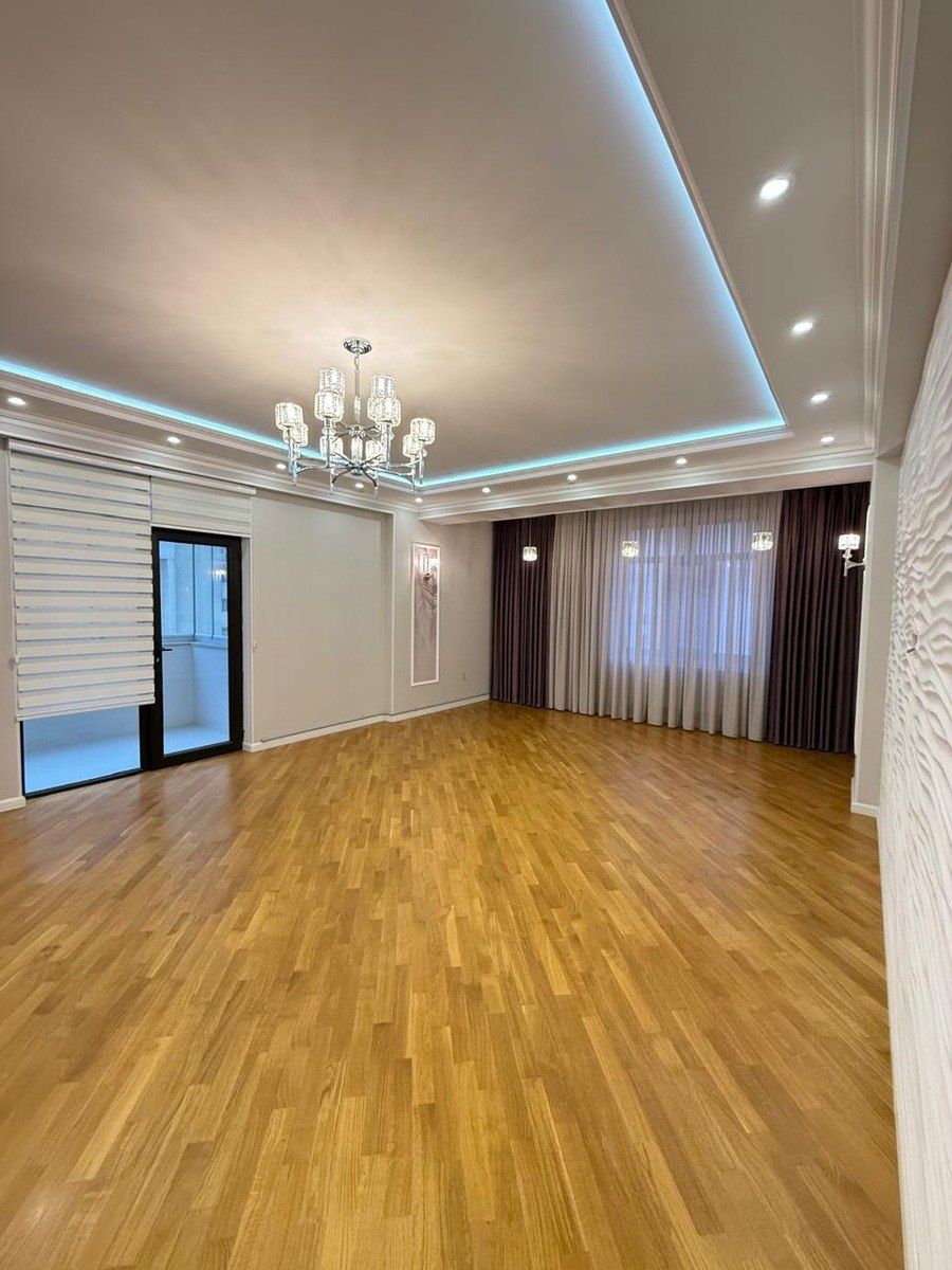 Satılır 3 otaqlı yeni tikili 155 m² — Mənzil, Bakı
