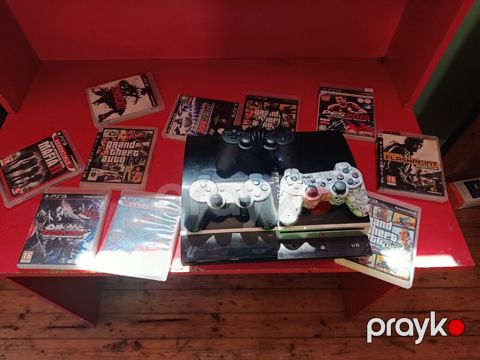 Ps3 Satılır əla Vəziyyətdədir yaddaşında 1 oyun var futbol 2013