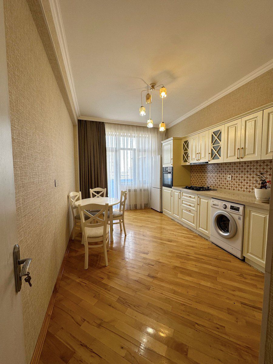 Satılır 2 otaqlı yeni tikili 83 m² — Mənzil, Bakı (7)