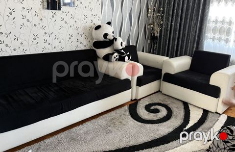 Qara-ağ rəngdə yumşaq mebel dəsti 1 divan 2 kreslo . Real alıcılar