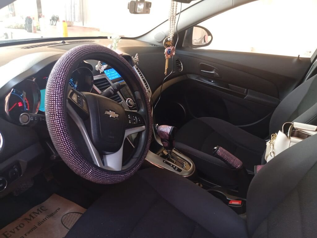 Chevrolet Cruze sedan – şəhər və magistral sürüşləri üçün komfortlu və — Avtomobillər, Gəncə (2)