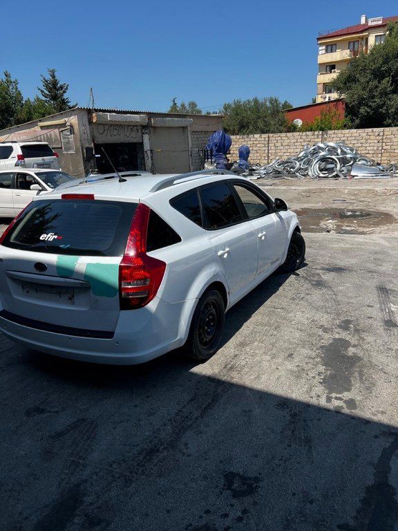 Kia Ceed SW, 1.6 L, 2009 il, 21 000 km — Avtomobillər, Bakı (4)