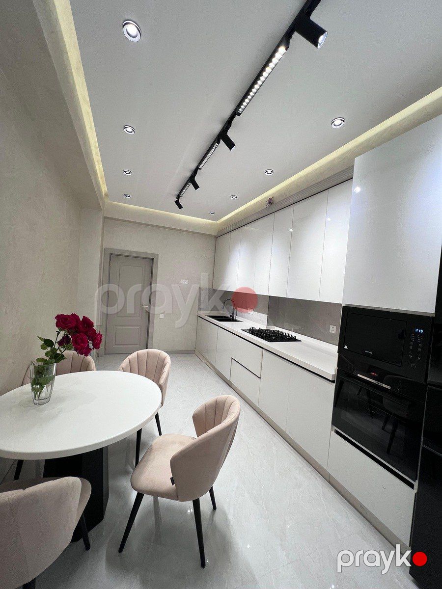 Satılır 4 otaqlı yeni tikili 180 m² — Mənzil, Bakı (3)