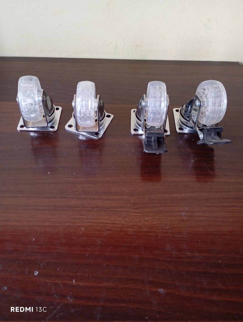 Mebel təkərləri dəsti – 4 ədəd - Material: metal korpus, şəffaf — Mallar, Bakı (4)