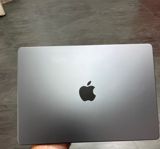 Apple Macbook Pro 14 inch M5 16/512GB — Emil