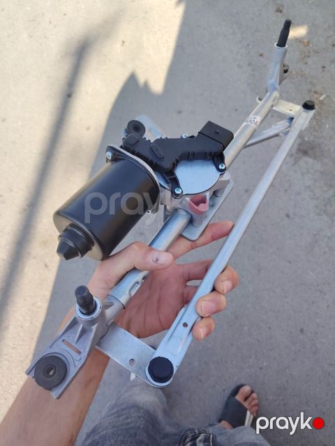 MG 350 Avtomobil üçün ön şüşə silən mexanizmi və mühərriki (wiper