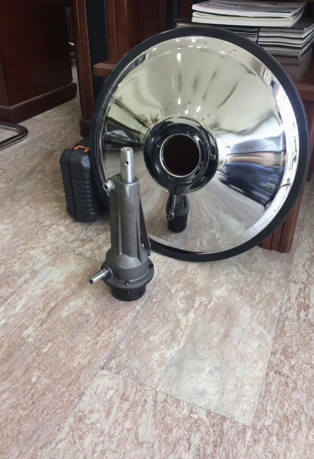 Kreslo və salon stulları üçün ehtiyat hissələri Unvana geliriy — Ofis mebeli, Bakı (2)