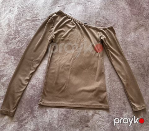 AMISU qadın bluzası - Model: off-shoulder (çiyin açıq) uzunqol top - — Bakı