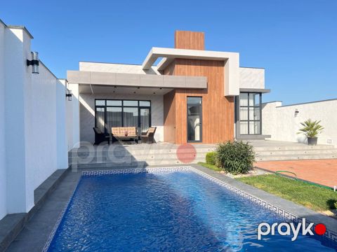 Satılır 4 otaqlı həyət evi/bağ evi 170 m²