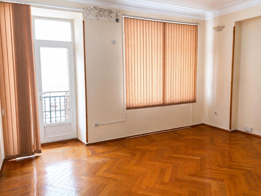 Satılır 3 otaqlı köhnə tikili 108 m² — Mənzil, Bakı (3)
