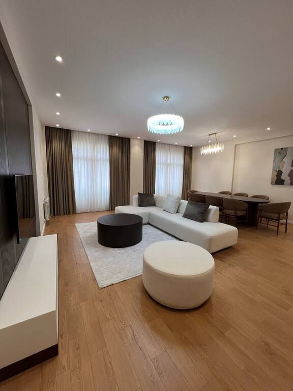 İcarəyə verilir 3 otaqlı yeni tikili 170 m² — Mənzil, Bakı (3)