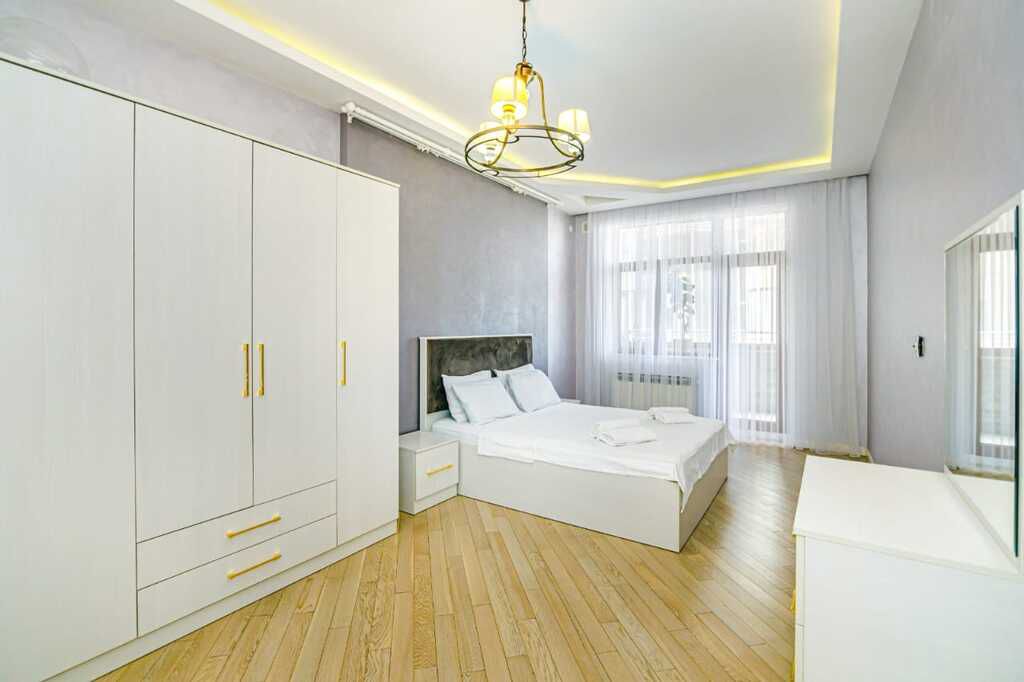 İcarəyə verilir 3 otaqlı yeni tikili 147 m² — Mənzil, Bakı (9)