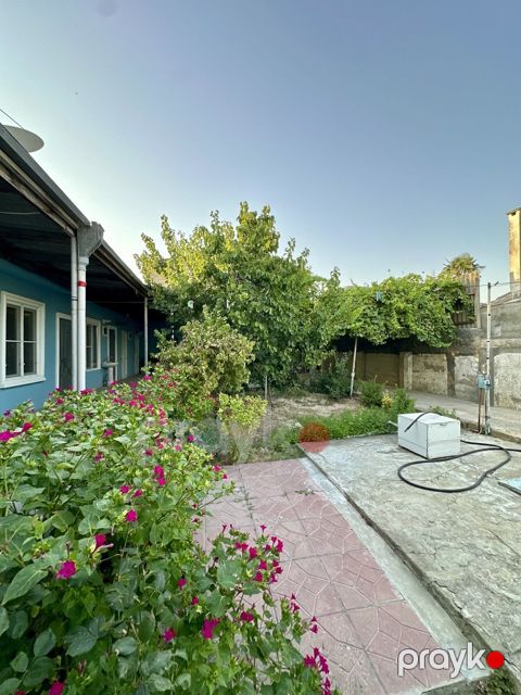 Satılır 4 otaqlı həyət evi/bağ evi 90 m²
