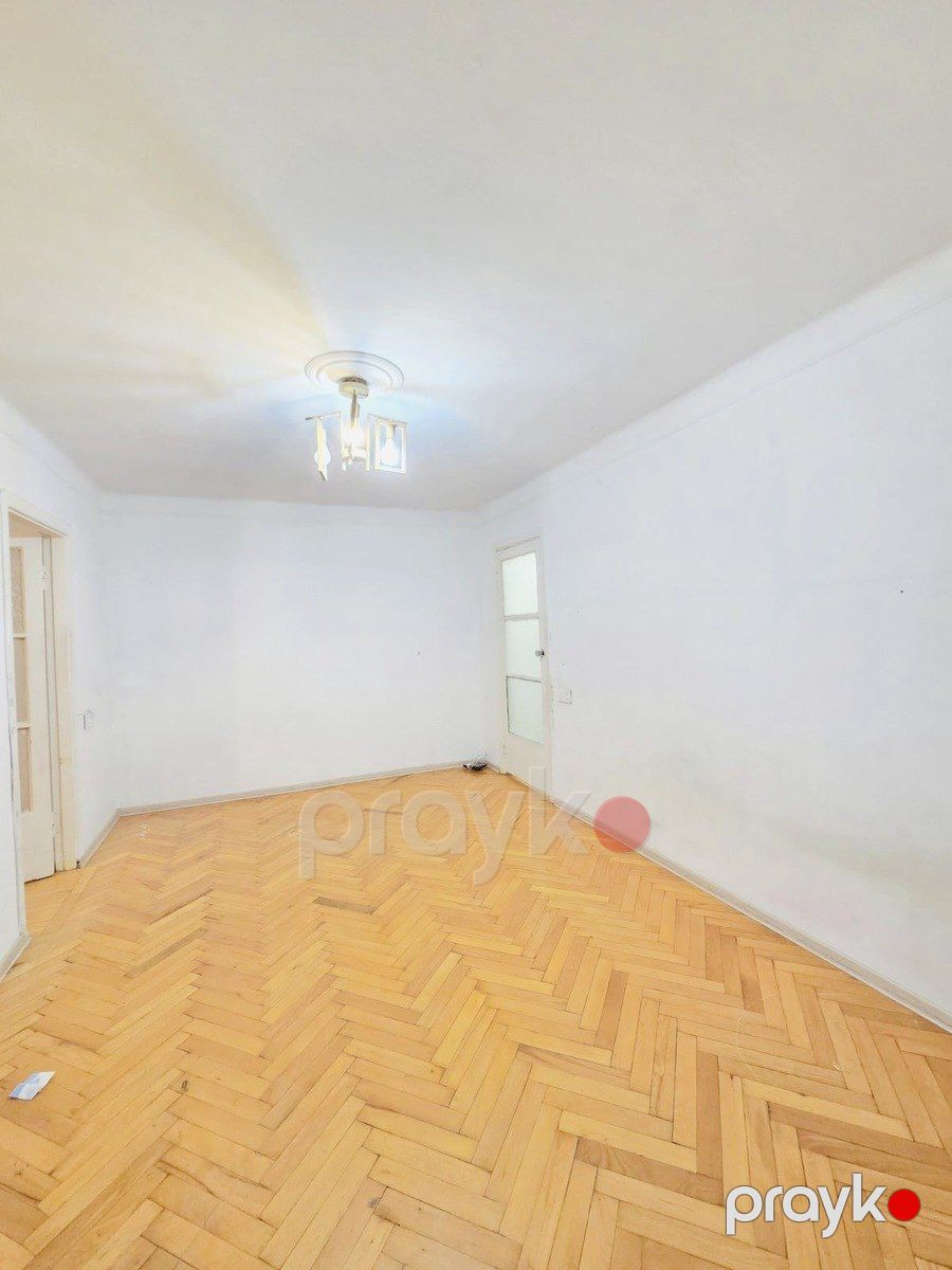 Satılır 2 otaqlı köhnə tikili 43 m² — Mənzil, Bakı (3)
