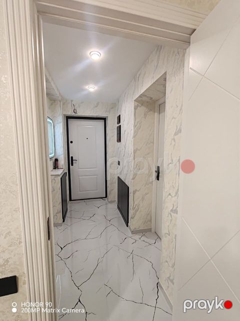 Satılır 3 otaqlı köhnə tikili 70 m²