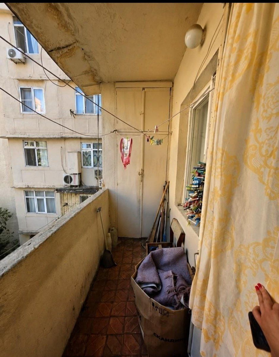 Satılır 2 otaqlı köhnə tikili 65 m² — Mənzil, Bakı (7)