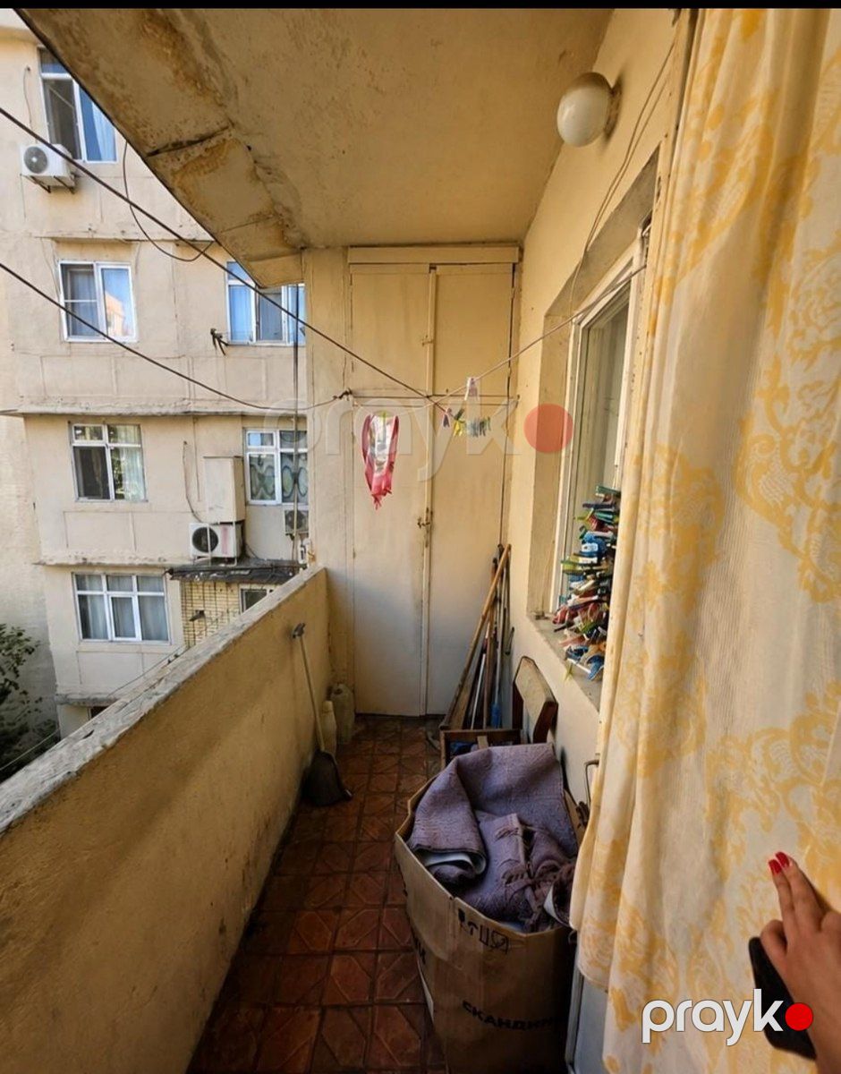 Satılır 2 otaqlı köhnə tikili 65 m² — Mənzil, Bakı (7)