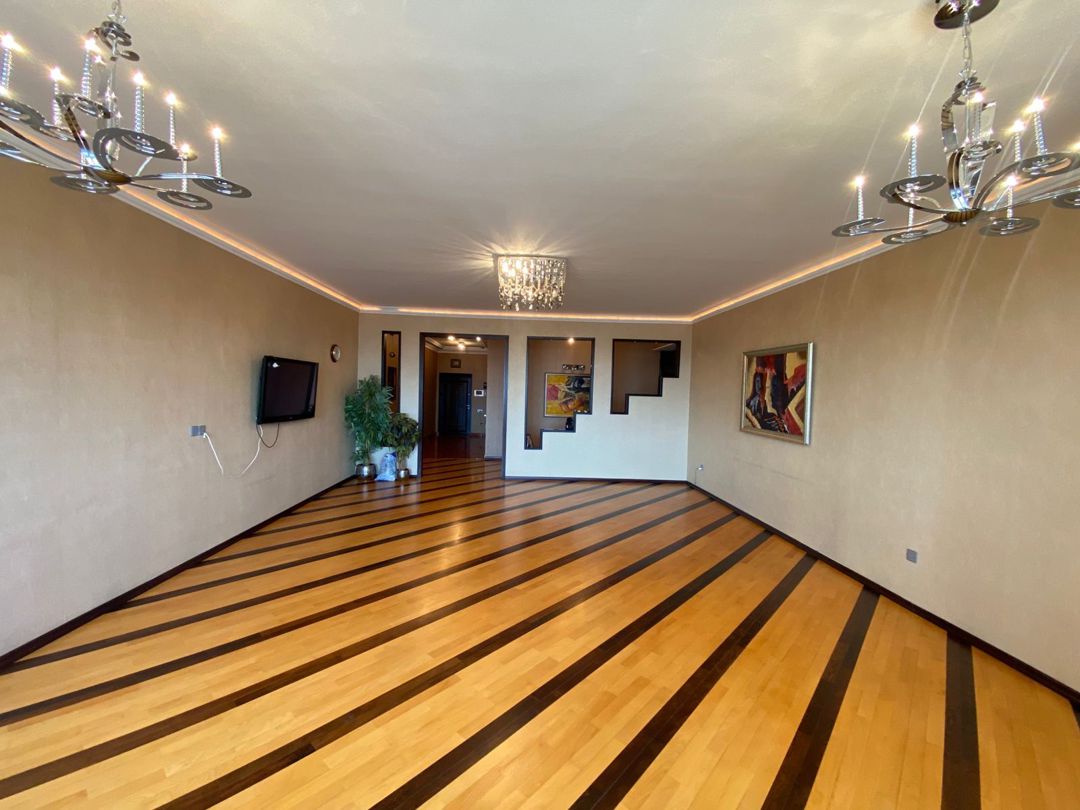 Satılır 4 otaqlı yeni tikili 183 m² — Mənzil, Bakı (3)