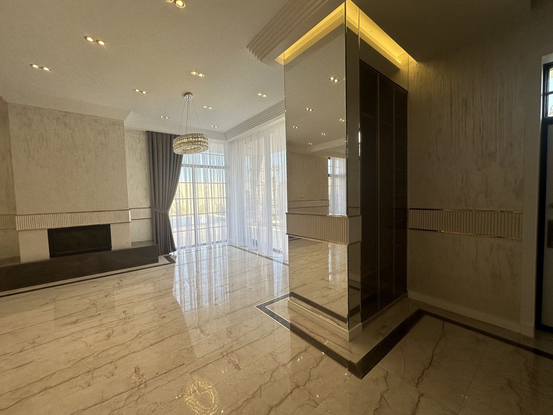 Satılır 5 otaqlı həyət evi/bağ evi 250 m² — Ev, villa, Bakı (12)