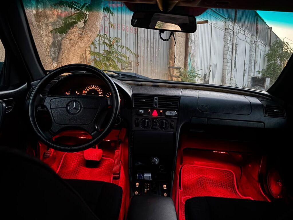 Mercedes-Benz C-Class: 1.8 l | 1998 il Sedan — Avto, Bakı (4)