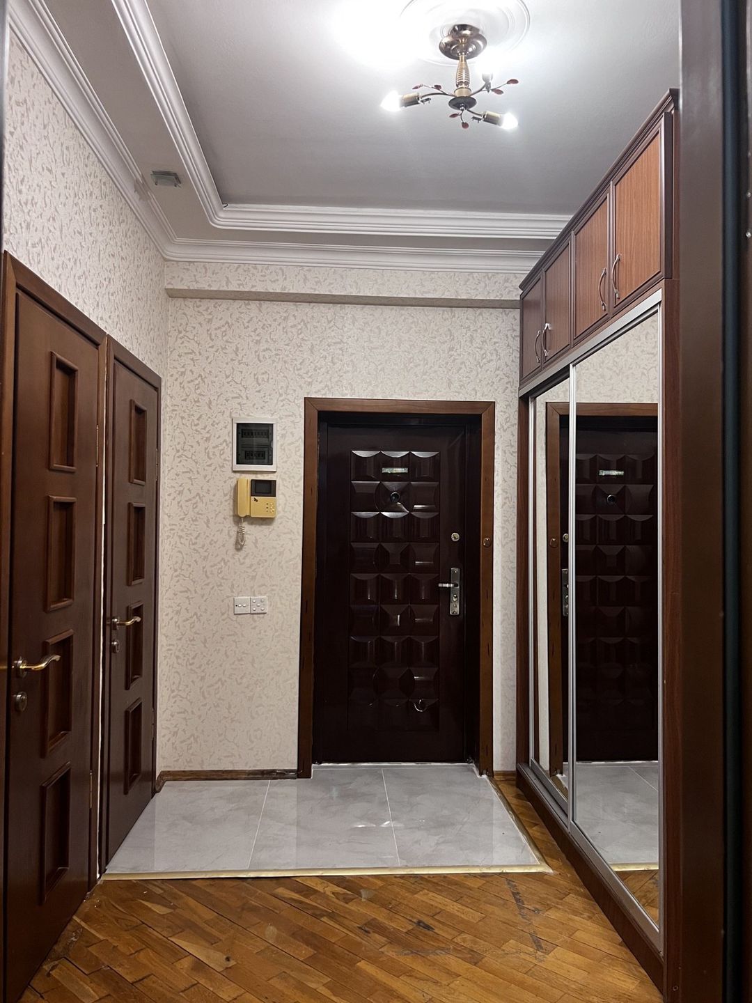 Satılır 3 otaqlı yeni tikili 125 m² — Mənzil, Bakı