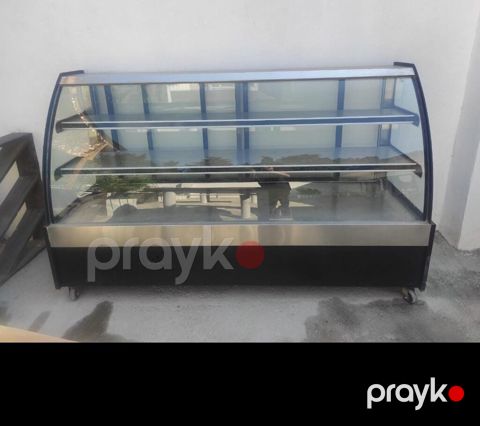 RR Şirniyyat vitrin soyuducu 430 azn Unvan Masazir — Bakı