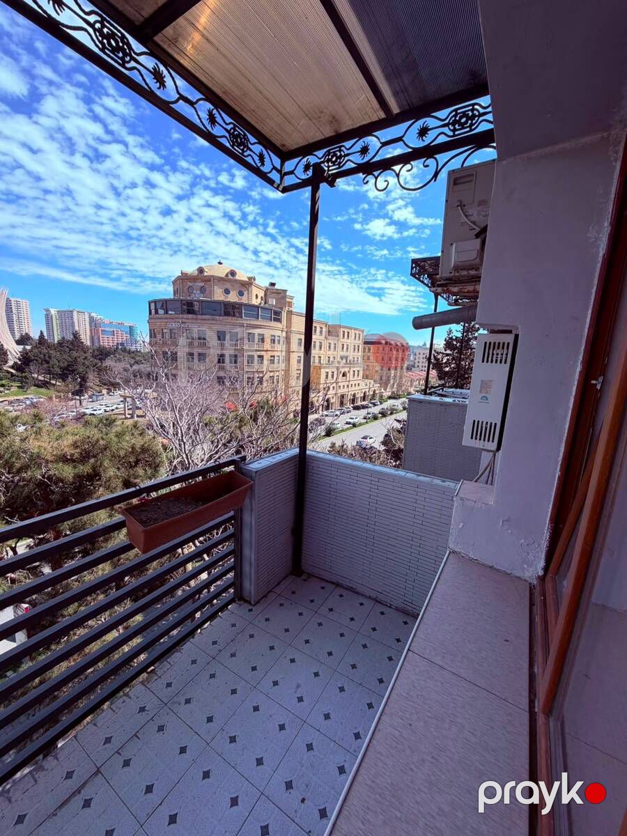 Satılır 2 otaqlı köhnə tikili 43 m² — Mənzil, Bakı (8)