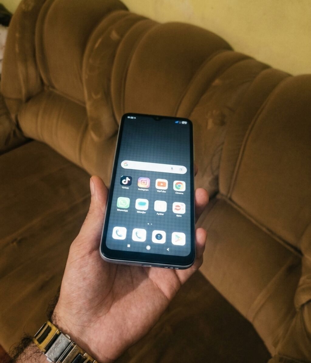 Redmi 10A, 64 GB, rəng - Gümüşü, İki sim kartlı — Elektronika, Bakı (3)