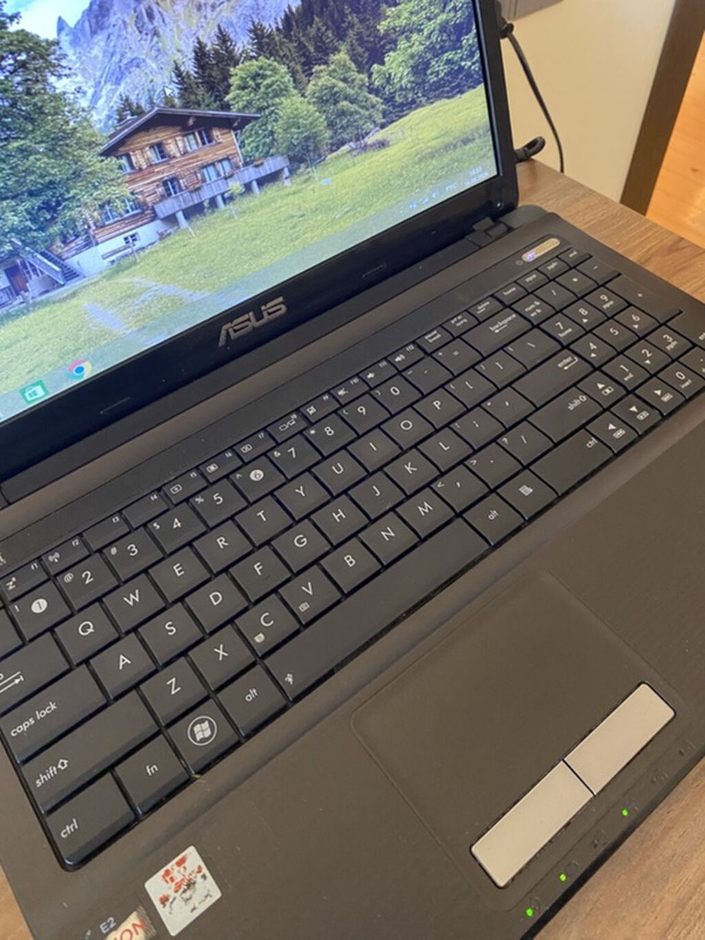 ASUS noutbuk — 15.6 ekran, AMD E-450, 4 GB RAM, Windows 8.1 Pro, çanta və adapter ilə — Noutbuklar, Digah (3)