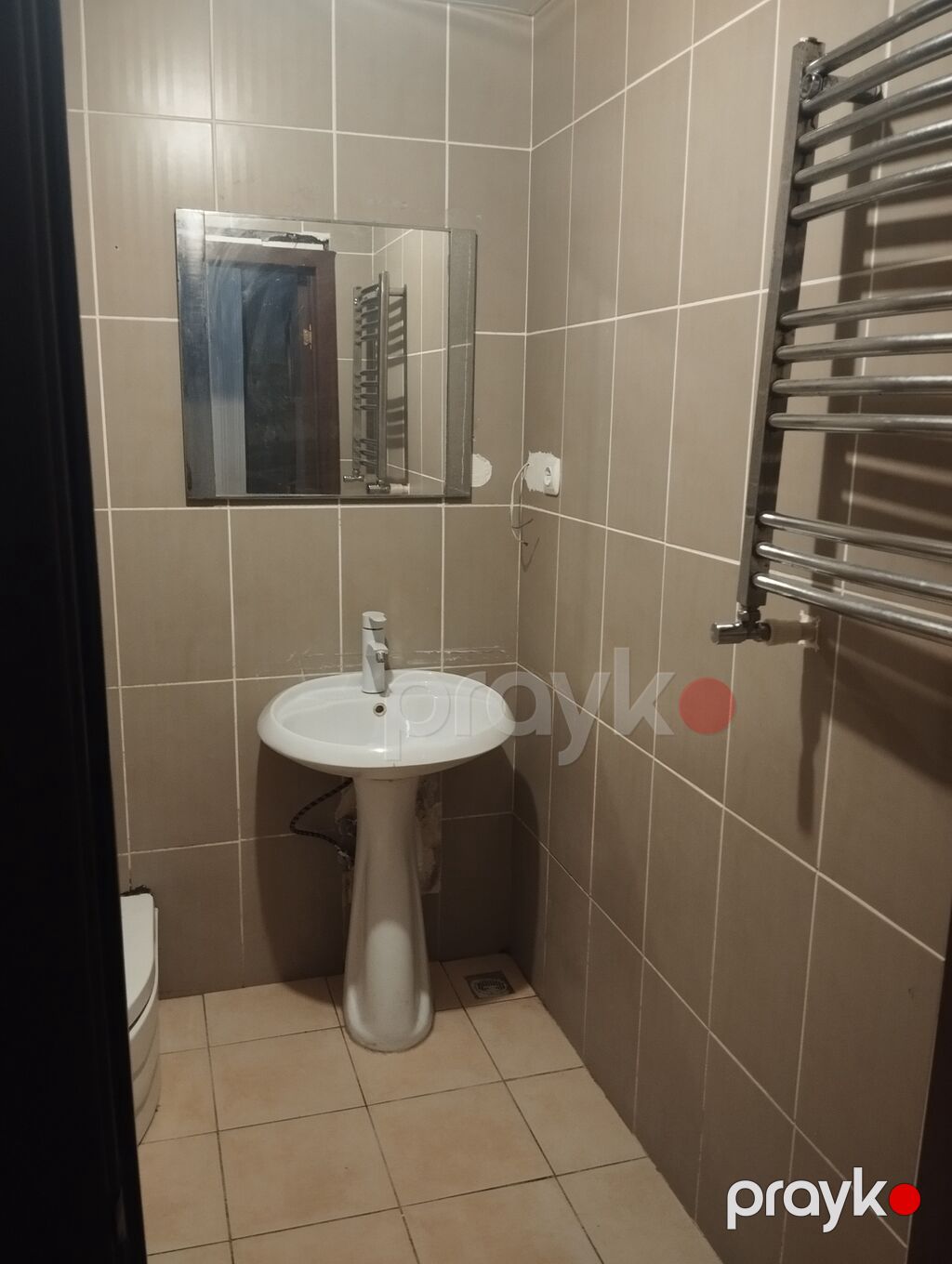 3 otaqlı mənzil – geniş dəhlizli, ayrı-ayrı otaqlarla - Plan: uzun — Daşınmaz əmlak, Bakı (5)