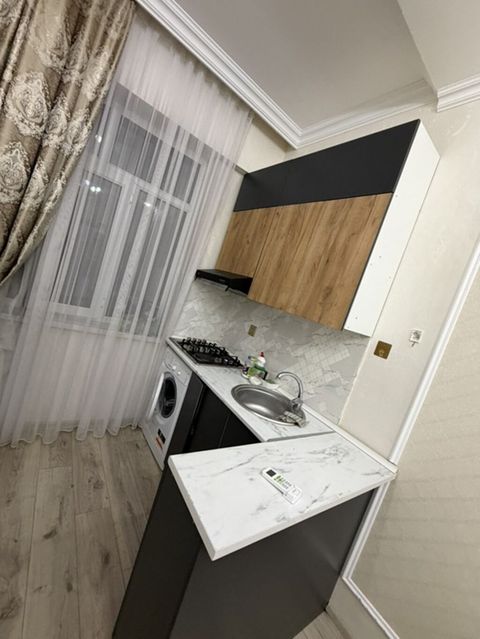 Studiya tipli mənzil (mətbəx-studiya) icarəyə verilir