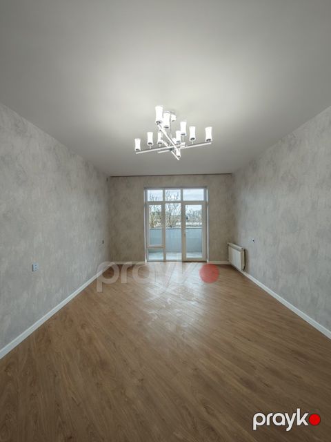 Satılır 3 otaqlı köhnə tikili 90 m²