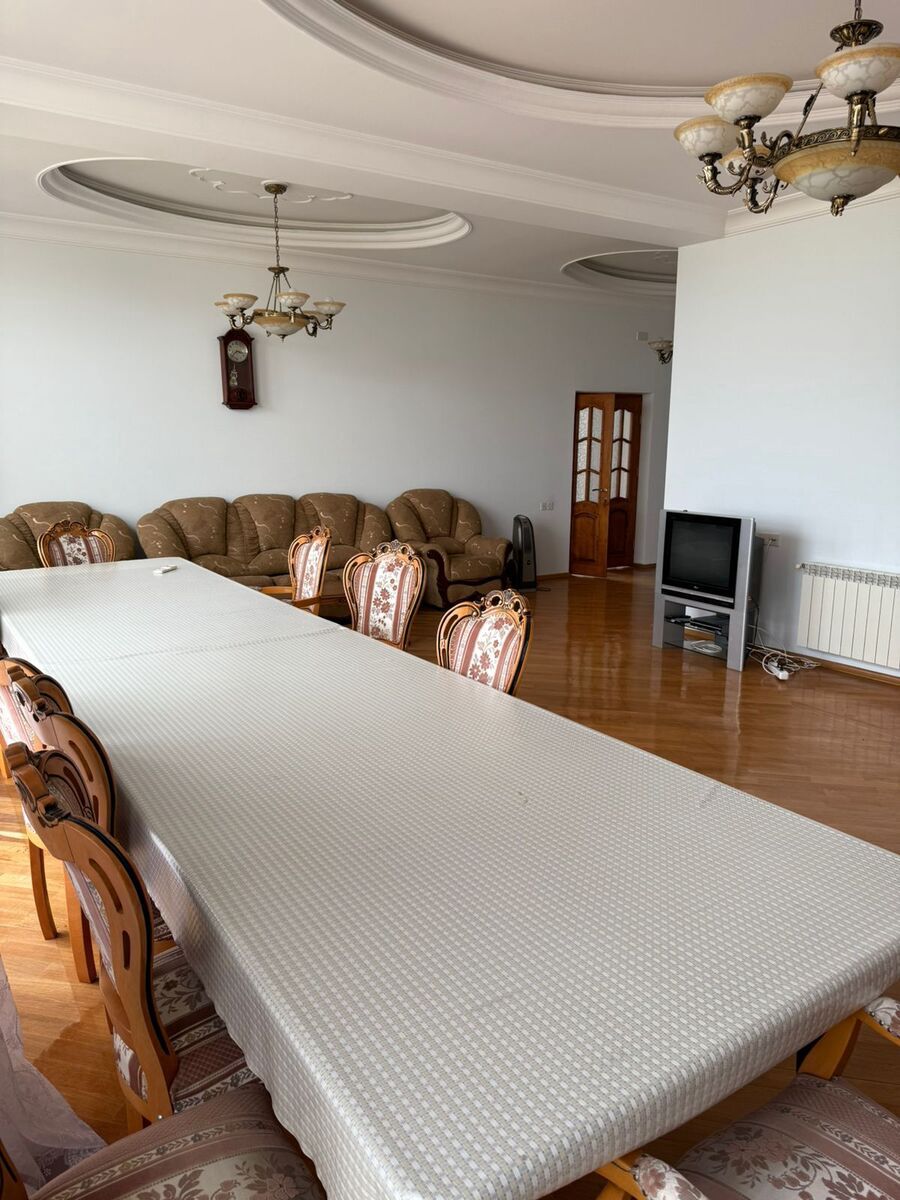 Satılır 6 otaqlı həyət evi/bağ evi 280 m² — Ev, villa, Bakı (11)