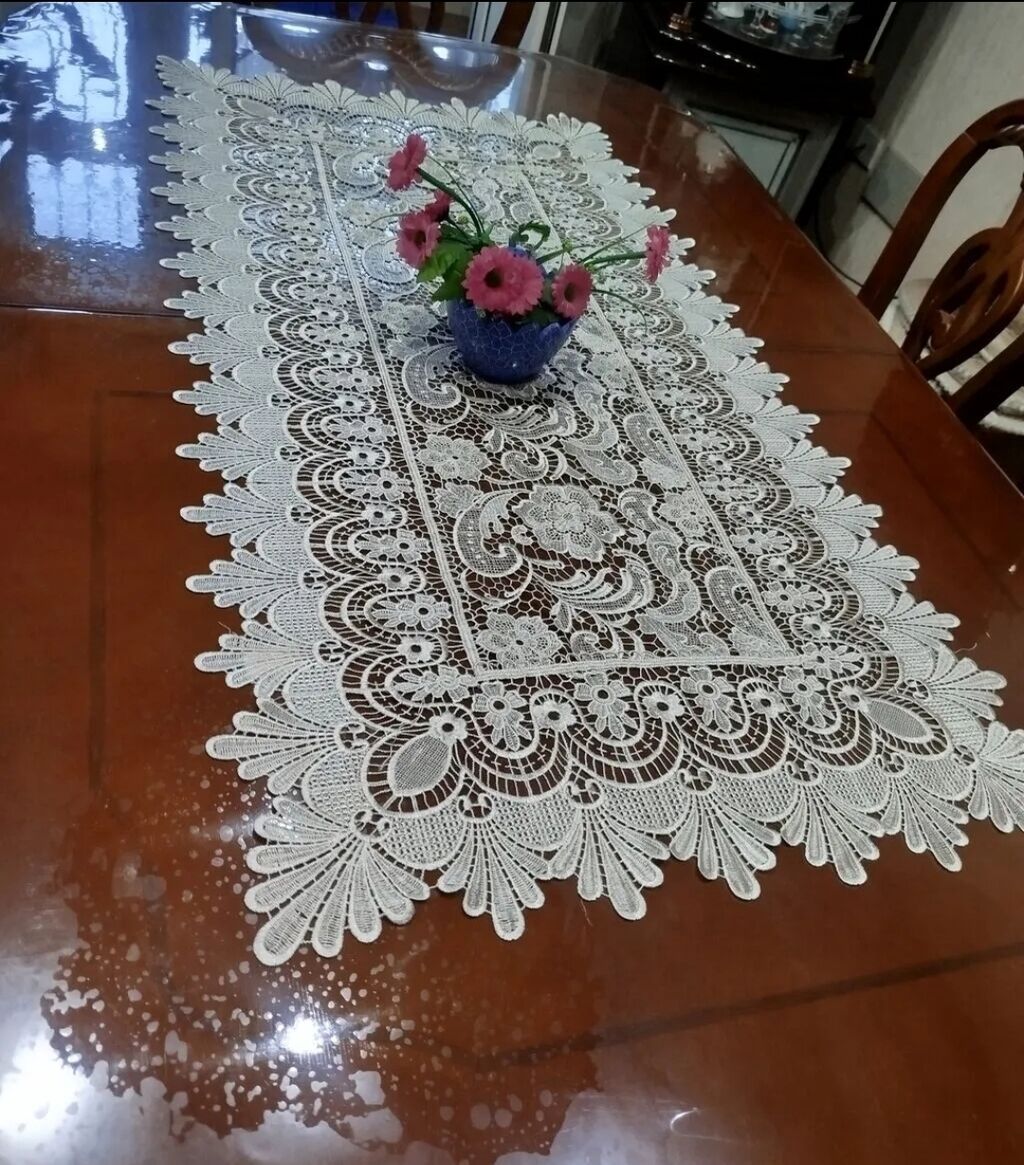 Yeni rəng - Ağ Süfrə, Ünvandan götürmə