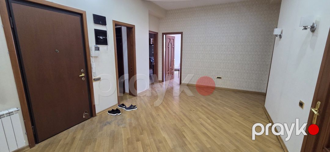 Satılır 4 otaqlı yeni tikili 200 m² — Mənzil, Bakı (8)